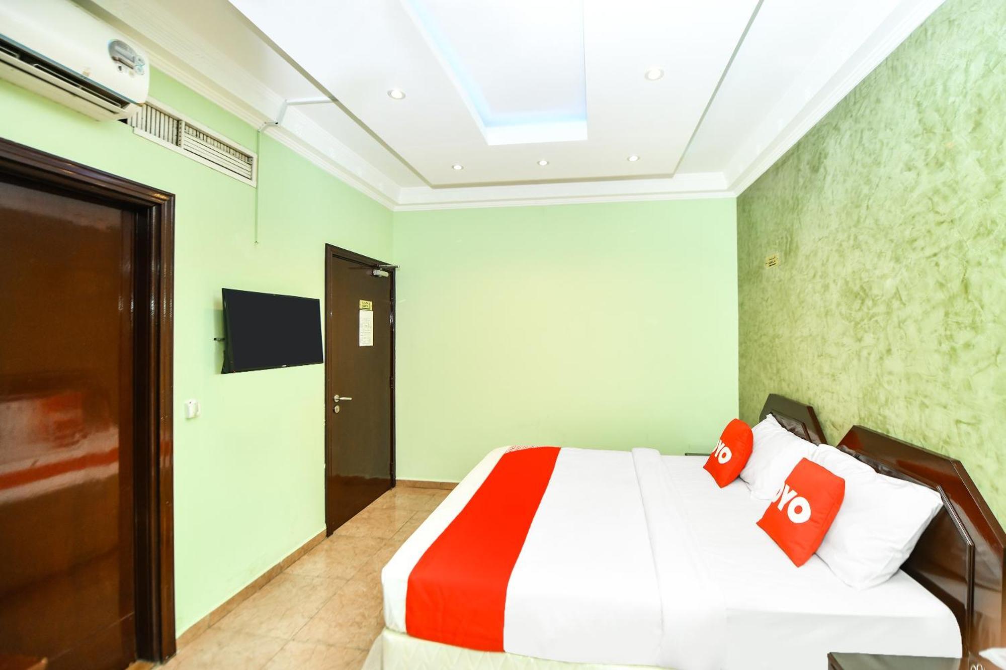 Oyo 137 Marina Hotel Muscat Eksteriør billede