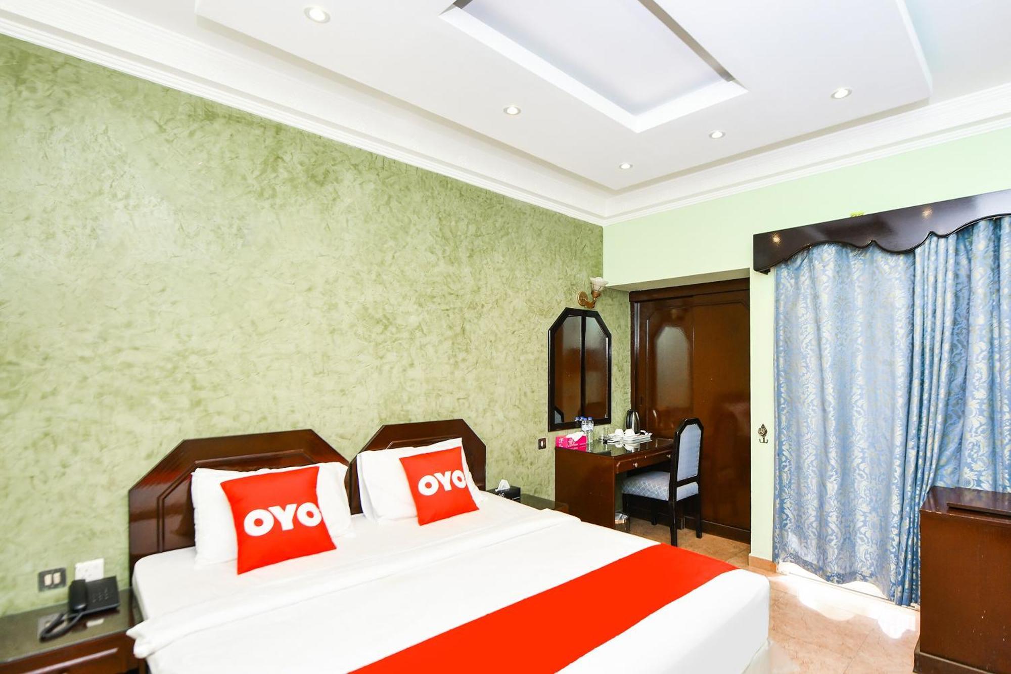 Oyo 137 Marina Hotel Muscat Eksteriør billede